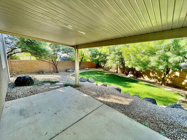 Building Photo - Pet-Friendly 4-BR Home in Washington Fields