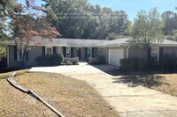 Building Photo - 3887 Sable Dr