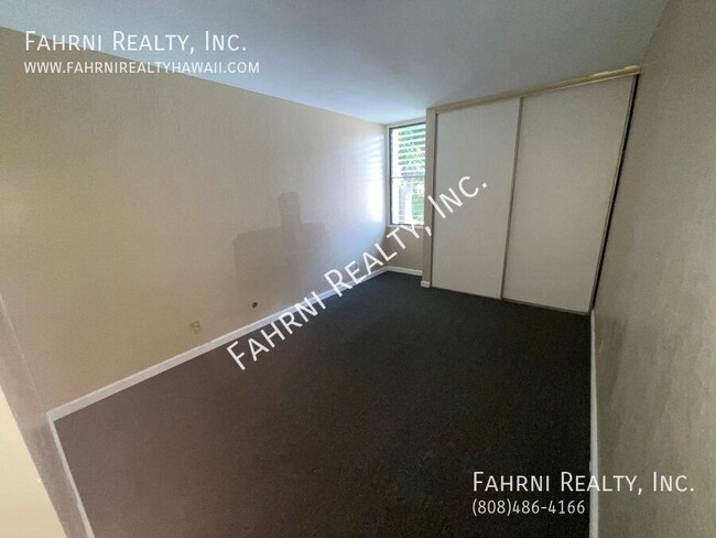 Building Photo - MAKAHA VALLEY PLANTATION  2 bedroom townho...