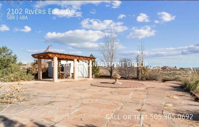 Building Photo - Spacious 5 Bedroom, Views, Refrigerated Ai...