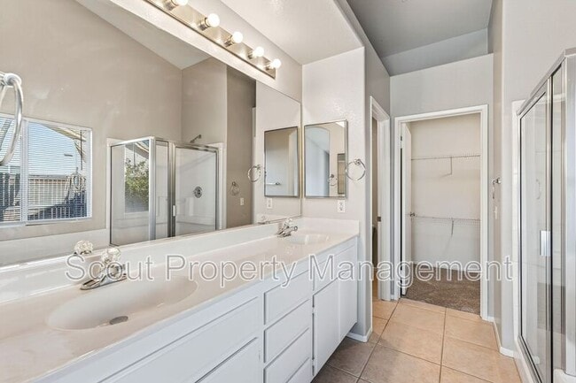 Building Photo - 35912 Arras Dr