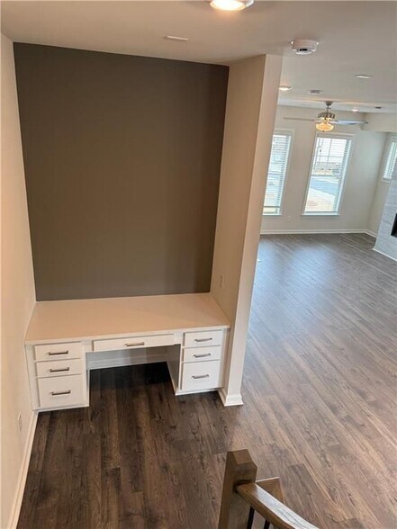 Building Photo - 3669 Willingham Run SW