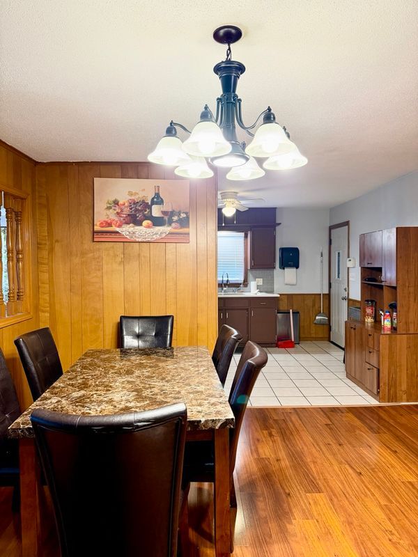 Building Photo - 1617 N 64 Terrace