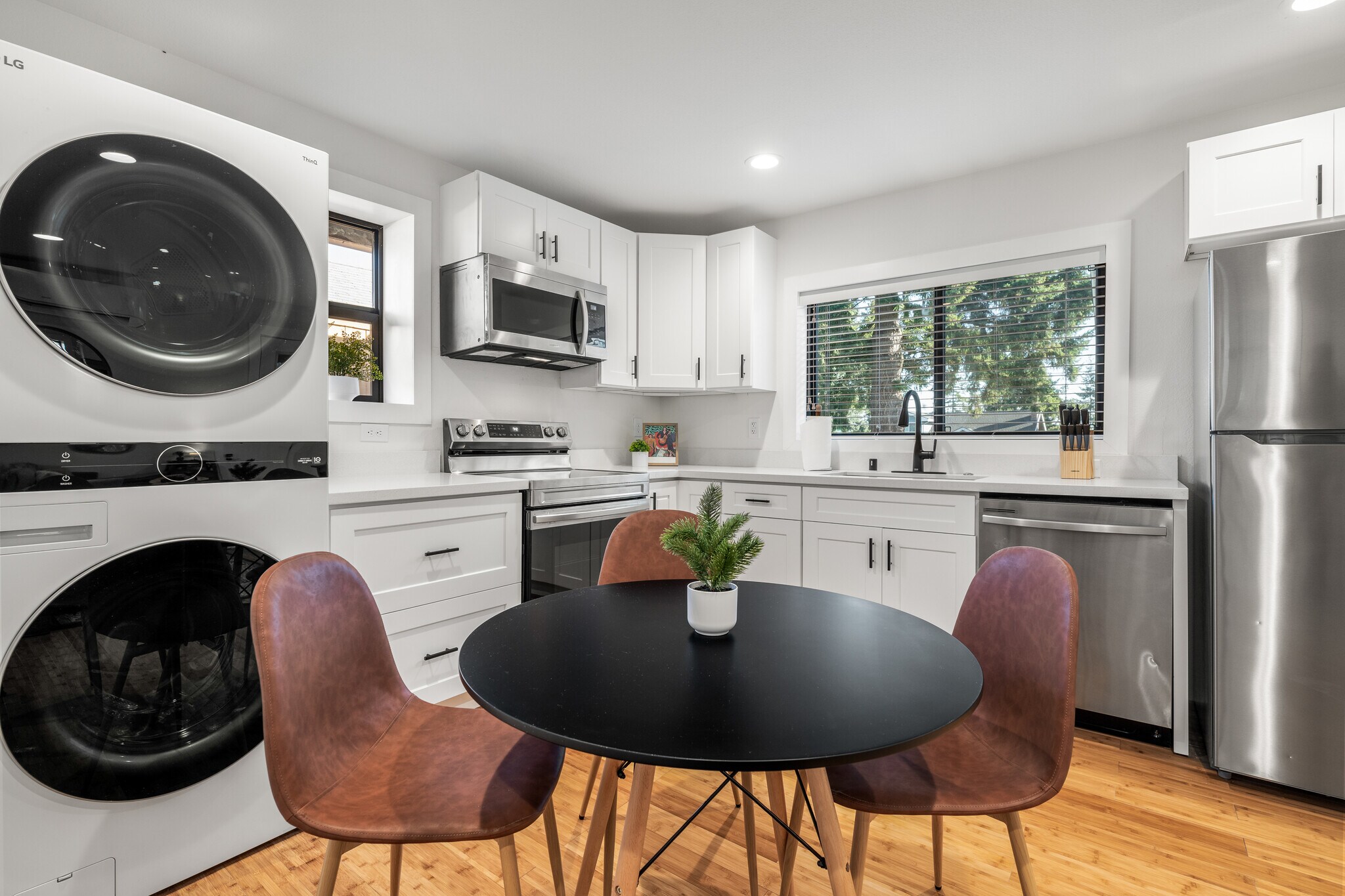 Building Photo - 12729 Evanston Ave N