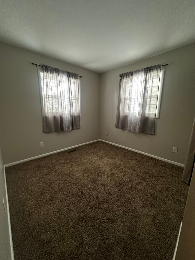 Building Photo - 8217 Park State Dr