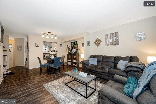 Building Photo - 17 Quince Tree Dr