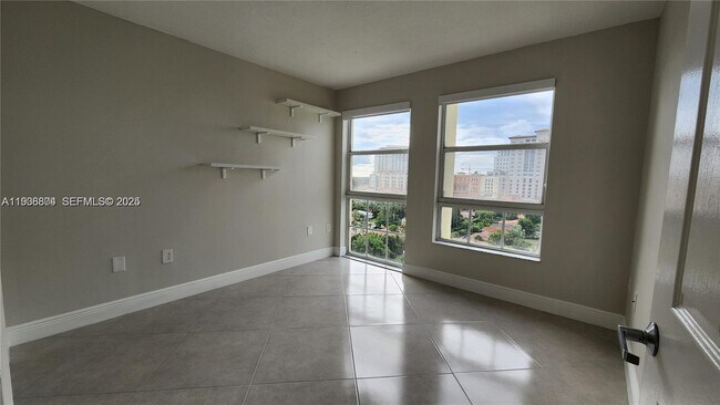 Building Photo - 2351 Douglas Rd