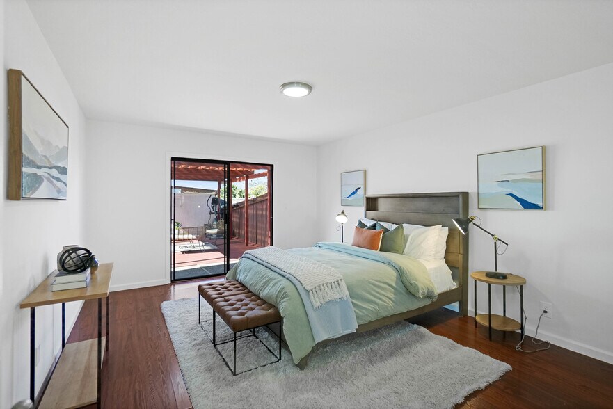 Building Photo - 584 Hillside Blvd