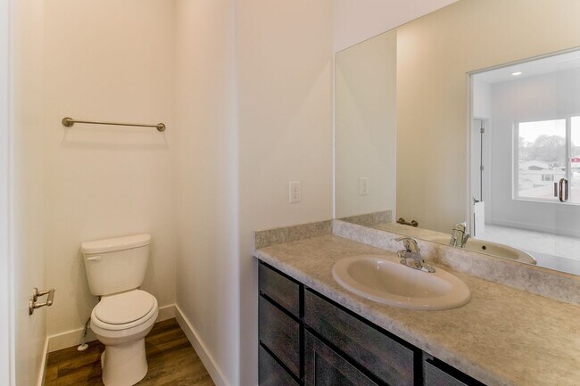 Building Photo - 4567 W Lonely Grv Ct
