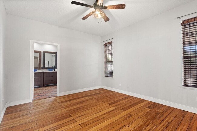 Building Photo - 15031 Huntcliff Park Way