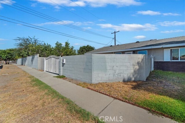 Building Photo - 15518 Ironwood Dr