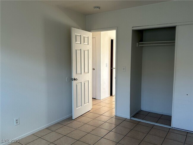 Building Photo - 1508 Cobb Ln