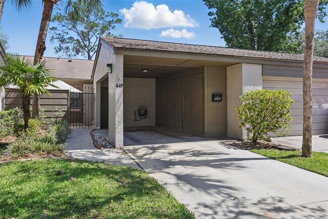Primary Photo - 449 Meadowood Blvd