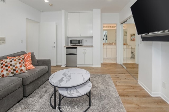 Building Photo - 216 23rd St