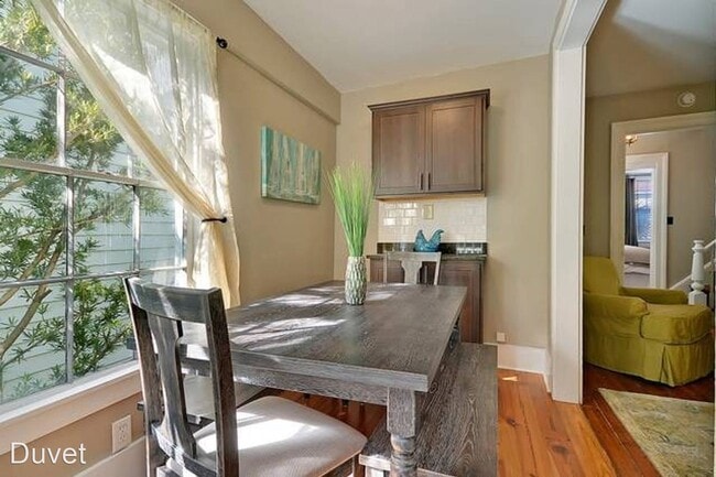 Building Photo - 75 Spring St