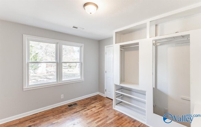 Building Photo - 401 12th Ave NW