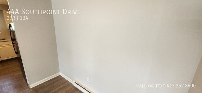 Building Photo - 44 Southpoint Dr