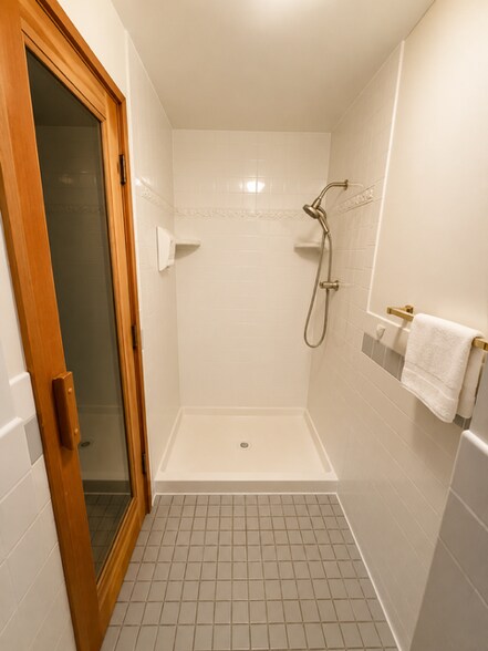 Building Photo - 18016 159th Ave NE