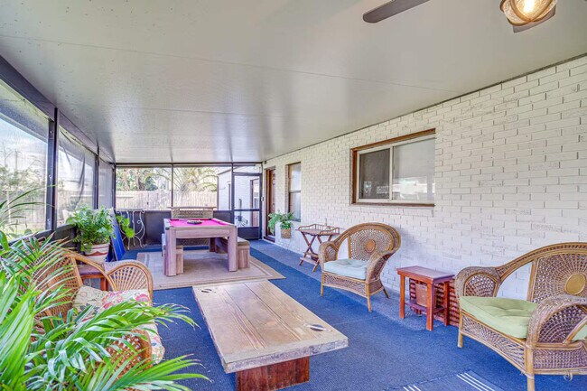 Building Photo - 9 Francis St