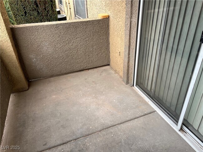 Building Photo - 2300 E Silverado Ranch Blvd