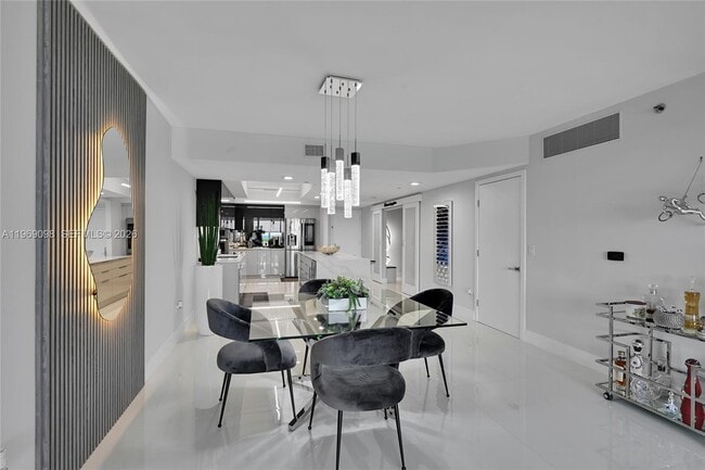 Building Photo - 1800 S Ocean Dr