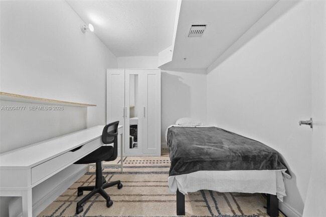 Building Photo - 9499 Collins Ave