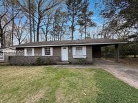 Building Photo - 208 Von Dale Dr