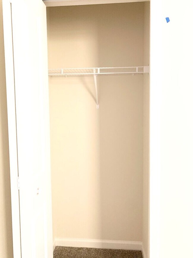Building Photo - Awesome Townhome for rent