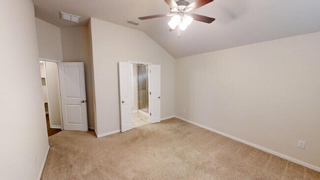 Building Photo - "Charming 3-Bedroom Home in Temple with Modern Granite Touches!"