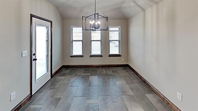 Building Photo - 14320 Covington Ave