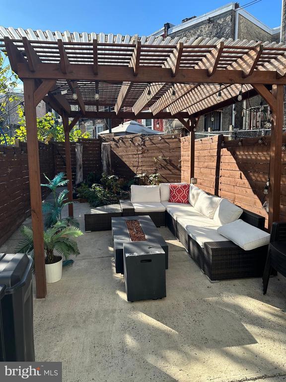 Building Photo - 3536 Mantua Ave