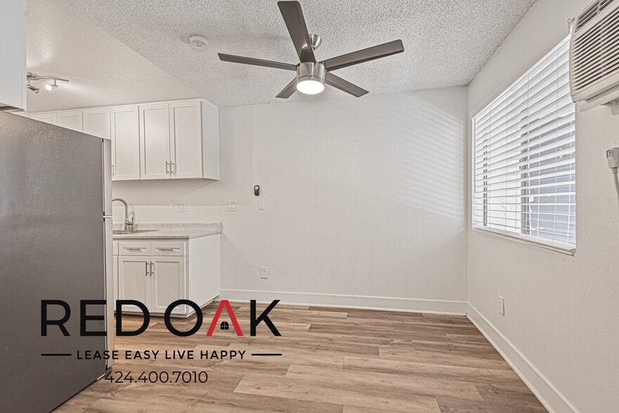 Building Photo - 13325 Heacock St