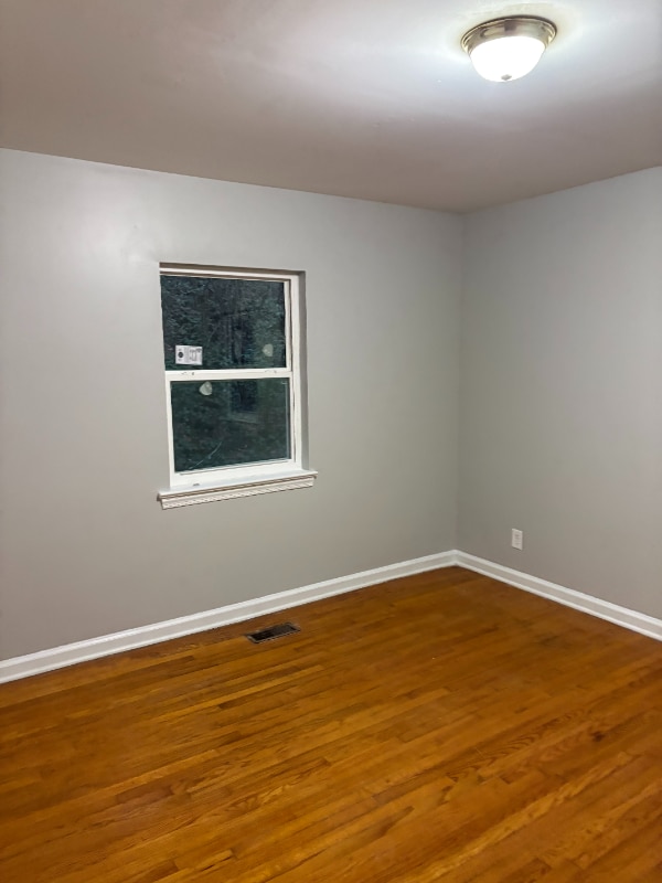 Building Photo - 908 Glenwood Dr