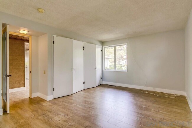 Building Photo - 631 San Gorgonio St