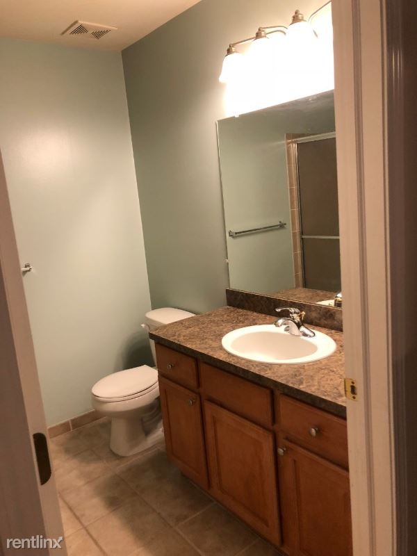 Building Photo - 52165 Naugatuck Dr