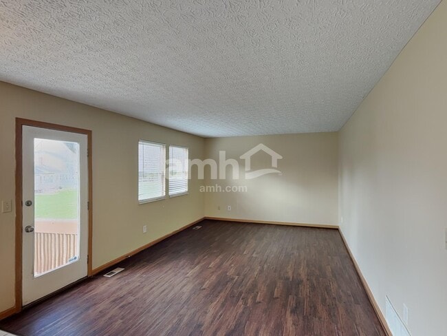 Building Photo - 7908 Windrift Pl