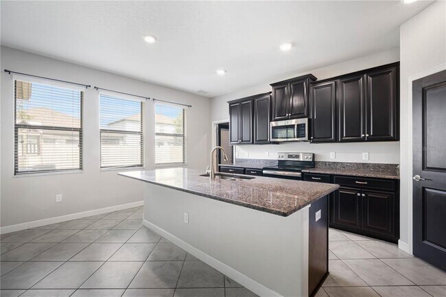 Building Photo - 13923 Roseate Tern Ln