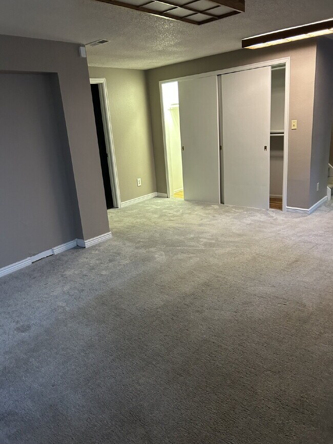 Building Photo - 7610 E Gunnison Pl