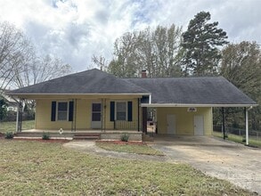 Building Photo - 1516 Pleasant Plains Rd