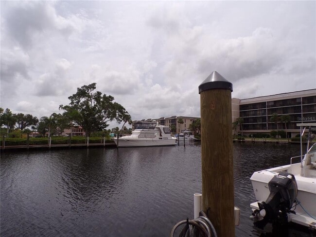 Building Photo - 25188 Marion Ave