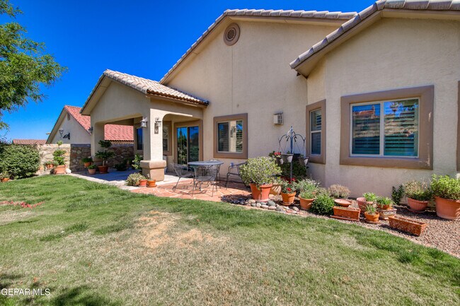 Building Photo - 5940 Los Pueblos Dr