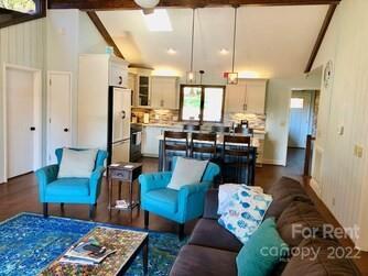 Building Photo - 2680 Southern Breeze