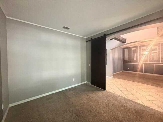 Building Photo - 3795 Marietta Way
