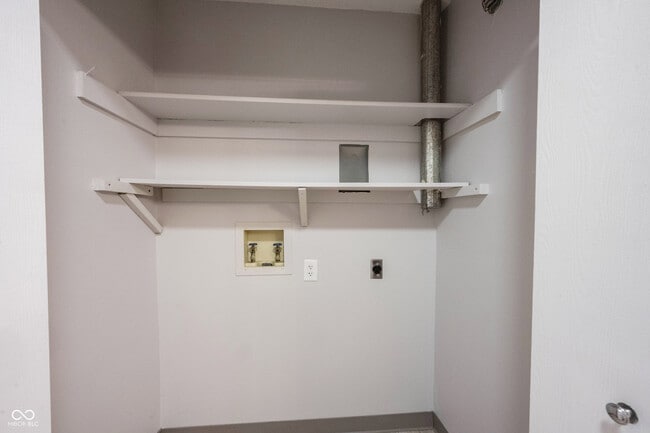 Building Photo - 216 Progress Rd