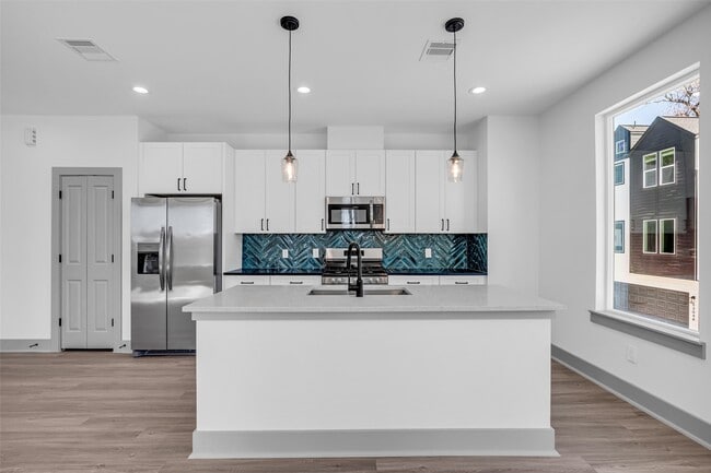 Building Photo - 5303 Kindred Gdn Ln