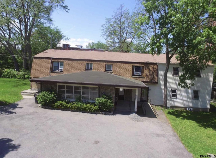 Building Photo - 89 S Lake Ave