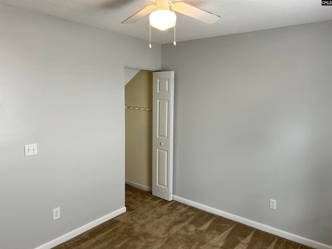 Building Photo - 415 Dahoon Dr