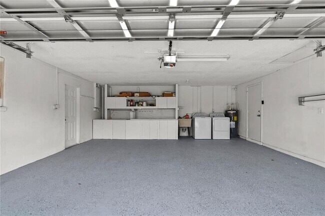 Building Photo - 4612 8th St Ct E