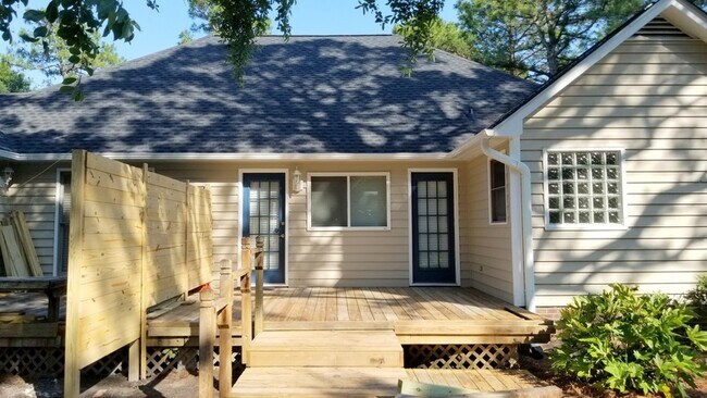 Building Photo - 7517 Lost Tree Rd