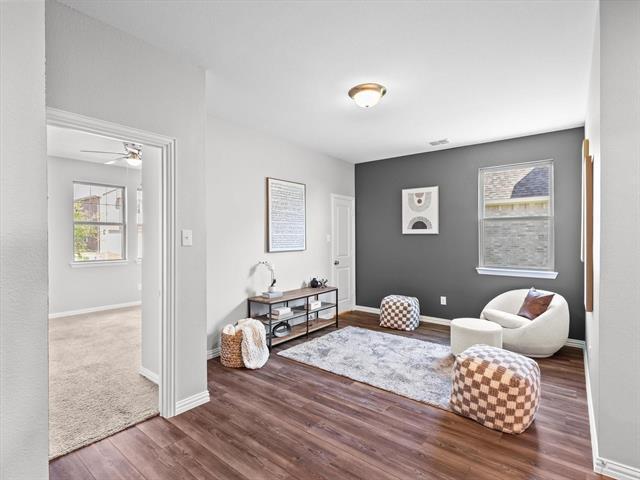 Building Photo - 2219 Primrose Trl